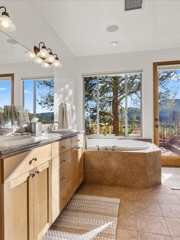 Master bathroom Sedona